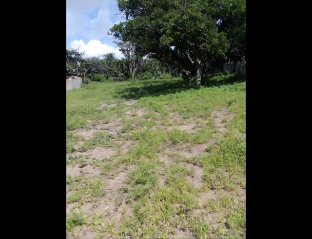 LAND FOR SALE IN HIBBERDENE